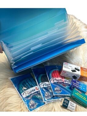 Organizer pen clip supplies for work or school. Education